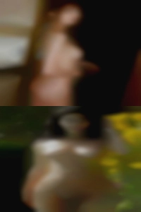 Short women haired nude woman.